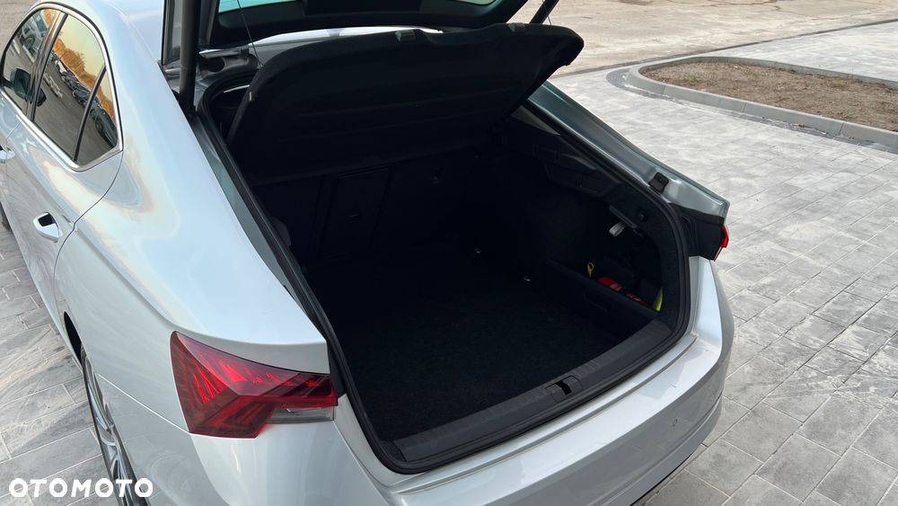 Skoda Octavia 1.5 TSI ACT Style - 8