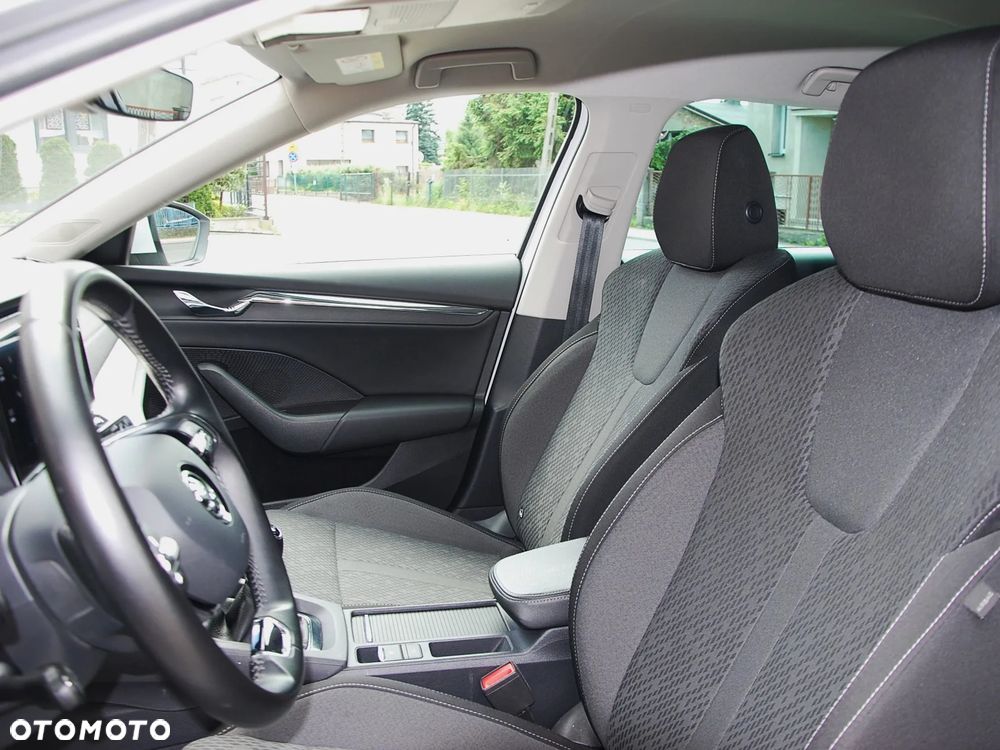 Skoda Octavia 1.5 TSI ACT Style - 12