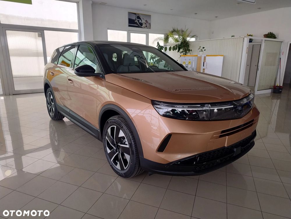 Opel Grandland 1.2 T mHEV GS S&S eDTC6 - 1