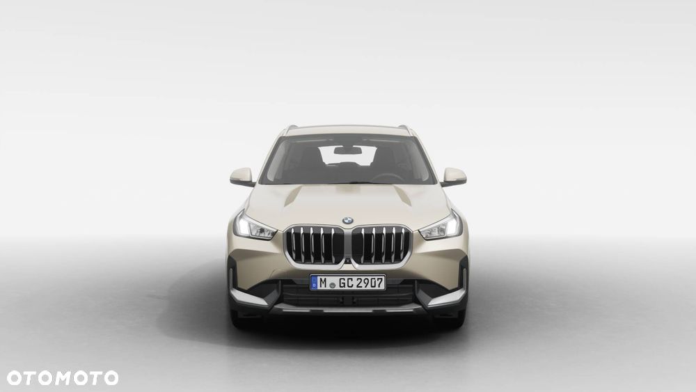 BMW X1 sDrive18i xLine - 4