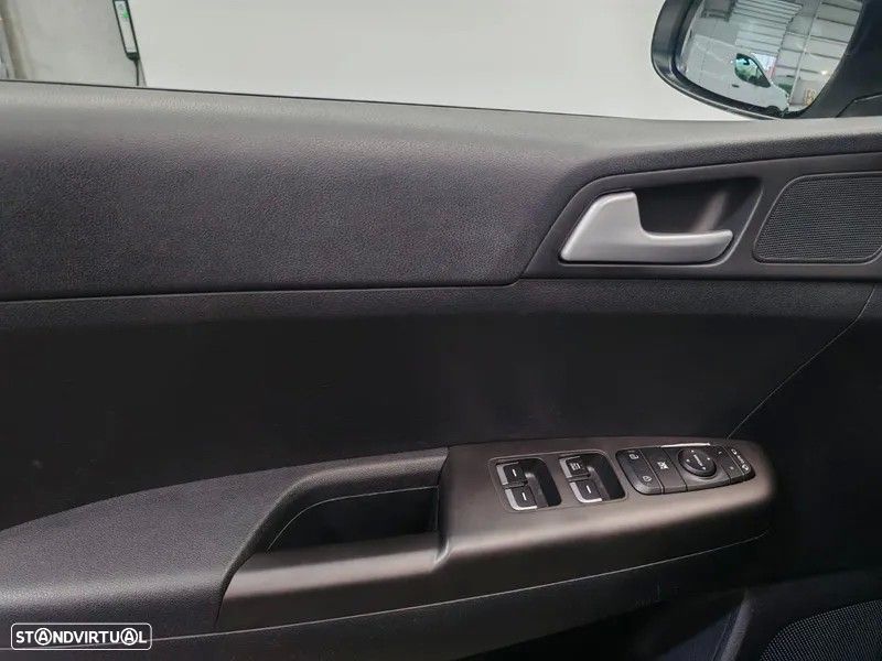 Kia Sportage 1.6 CRDI ISG Drive - 20