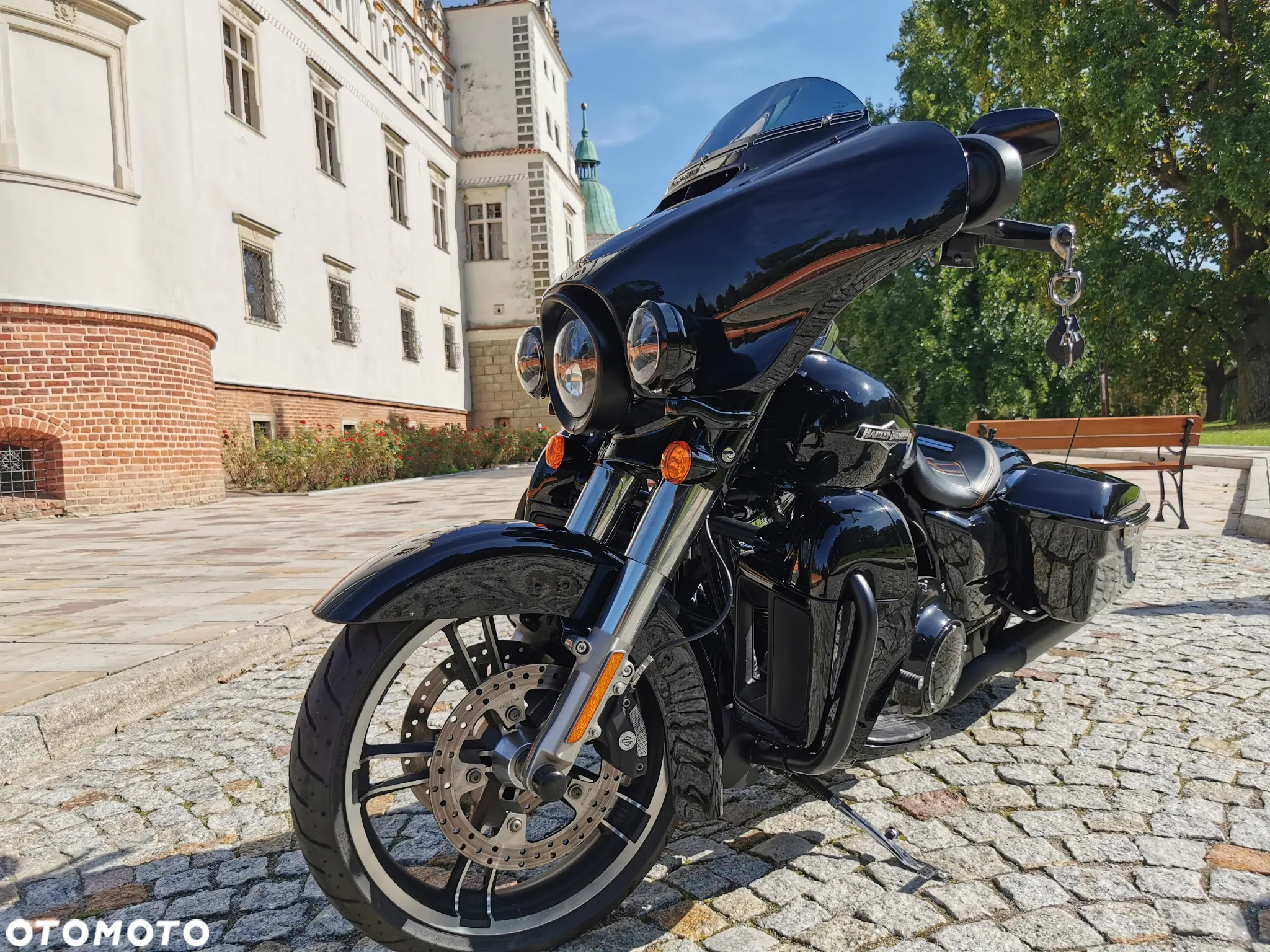 Harley-Davidson FLHXS Special - 26