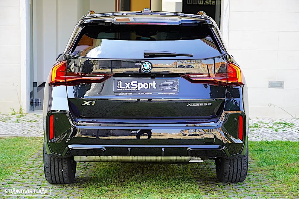 BMW X1 xDrive25e Pack Desportivo M - 14