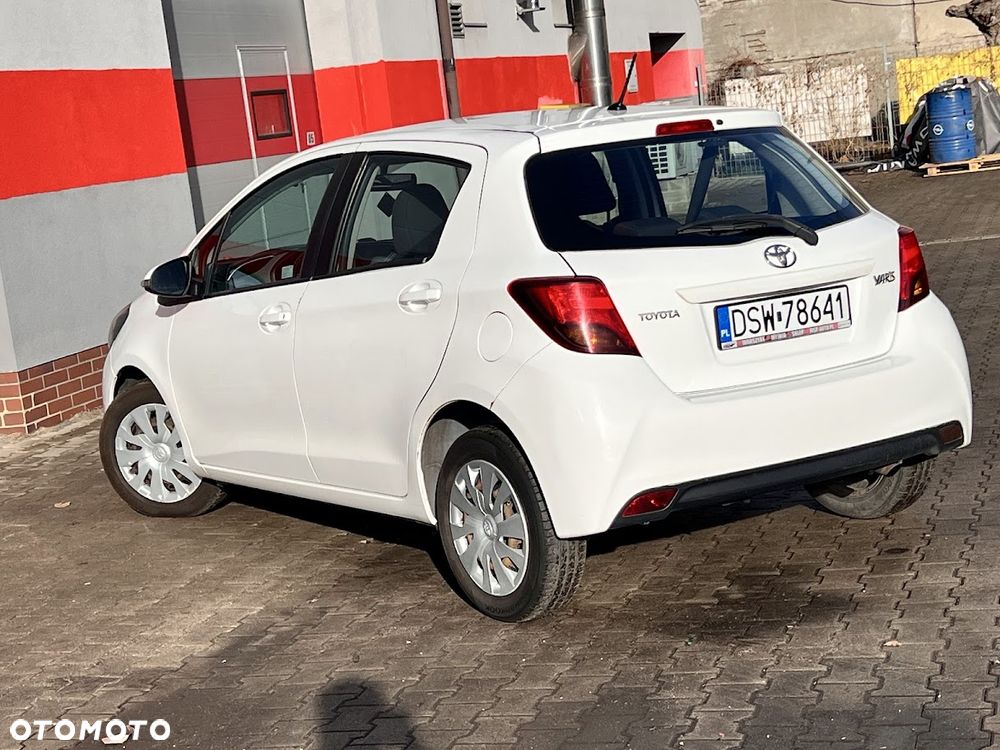 Toyota Yaris 1.33 Active EU6 - 4