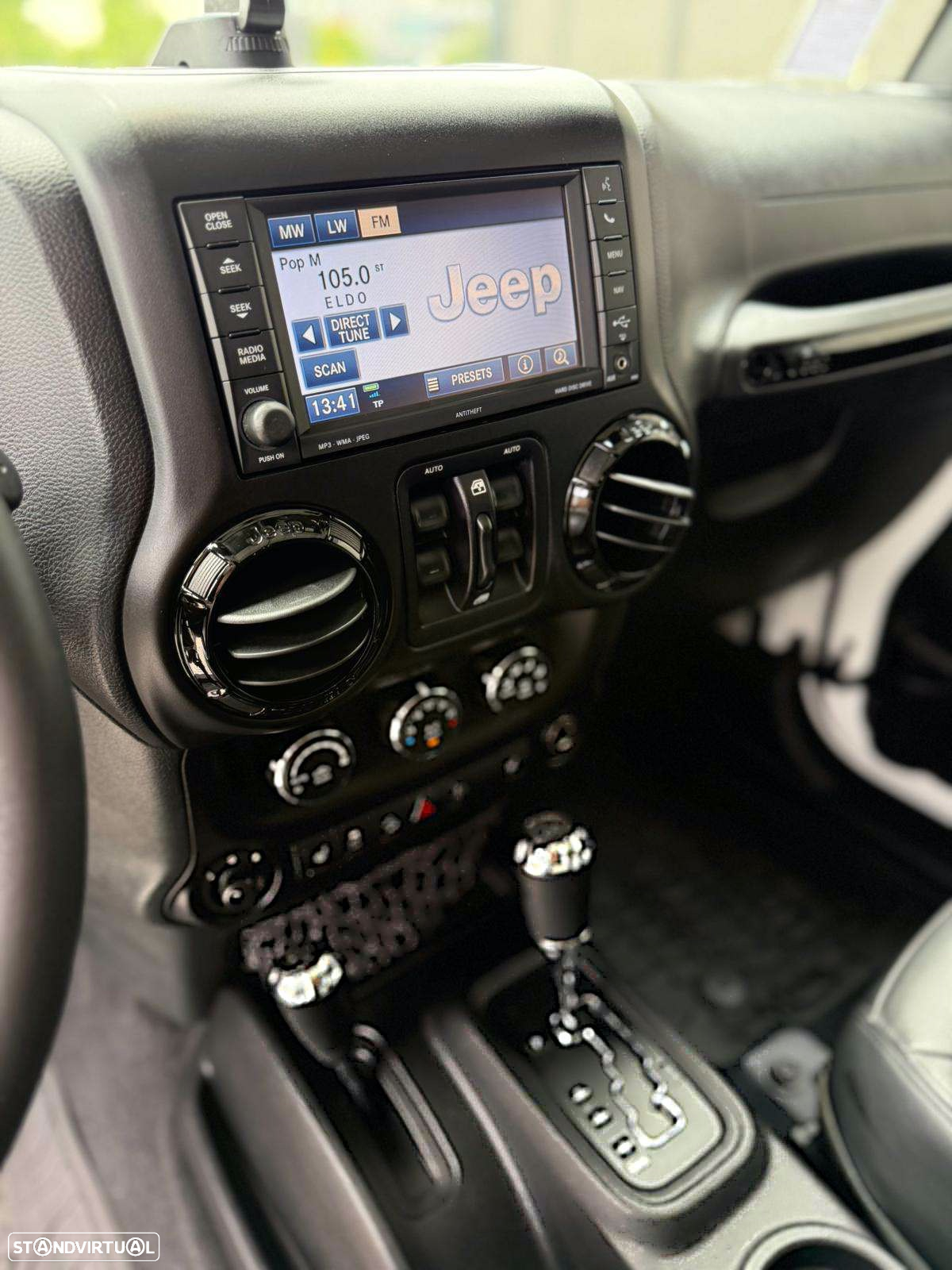 Jeep Wrangler Unlimited - 6