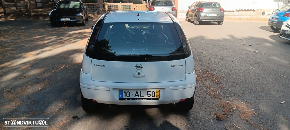 Opel Corsa 1.2 Twinport Enjoy - 4