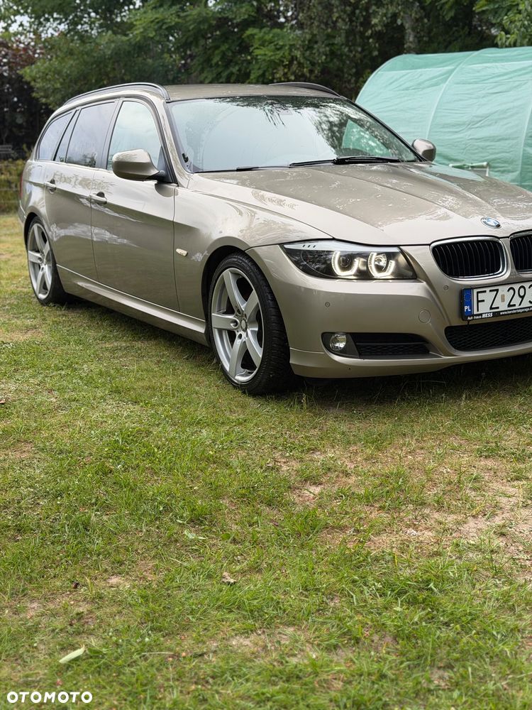 BMW Seria 3 318d Luxury Line - 1