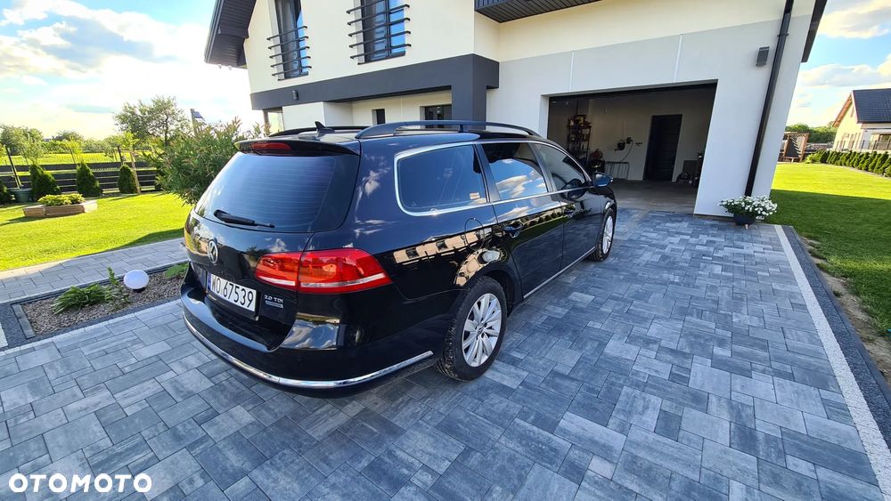Volkswagen Passat 2.0 TDI Comfortline - 4