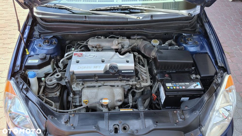 Hyundai Accent - 8