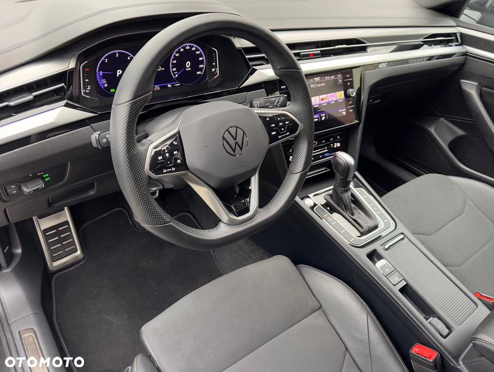Volkswagen Arteon 2.0 TDI R-Line DSG - 12