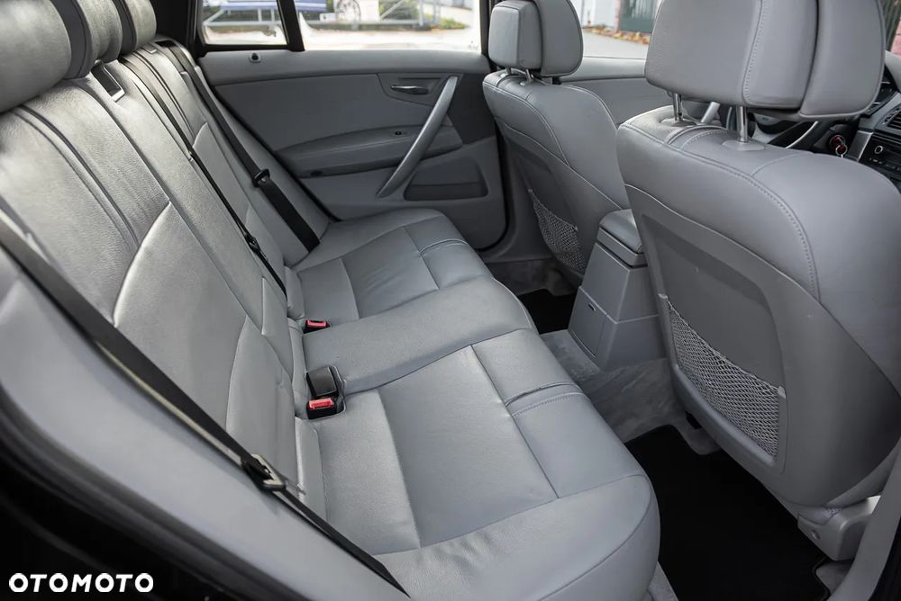 BMW X3 xDrive30d - 27