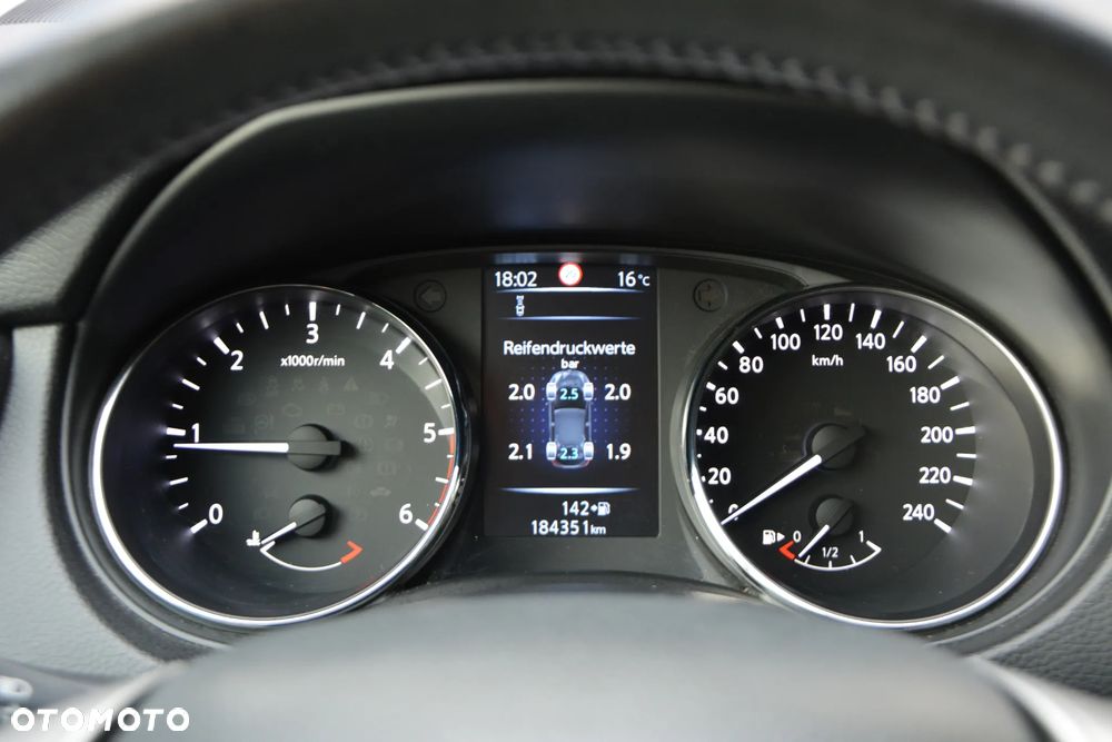 Nissan Qashqai 1.5 dCi DPF acenta - 32