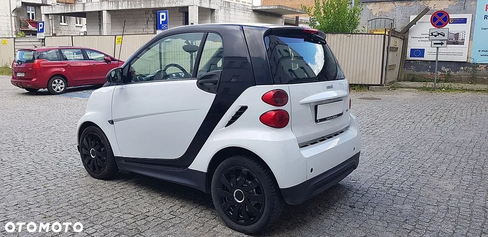 Smart Fortwo coupe softouch black&white limited micro hybrid drive - 7