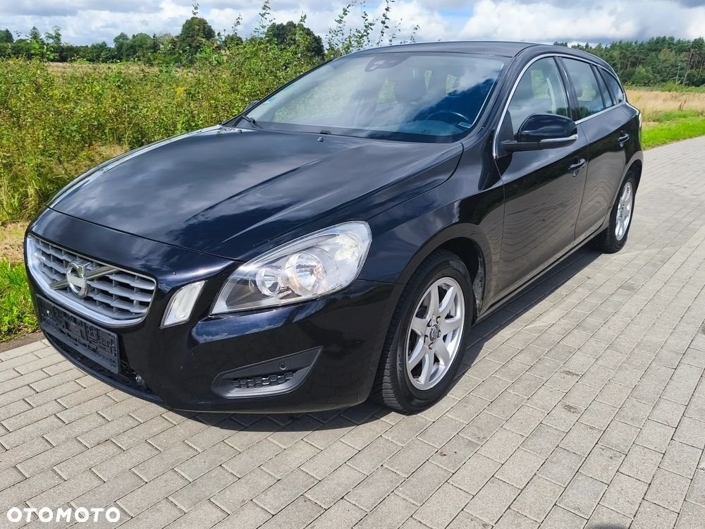 Volvo V60 D3 Geartronic Summum - 9
