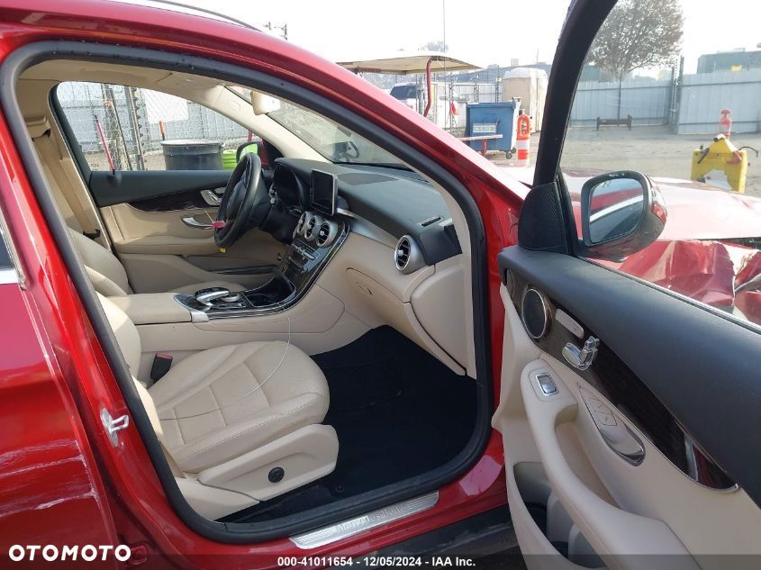 Mercedes-Benz GLC 300 4Matic 9G-TRONIC - 20