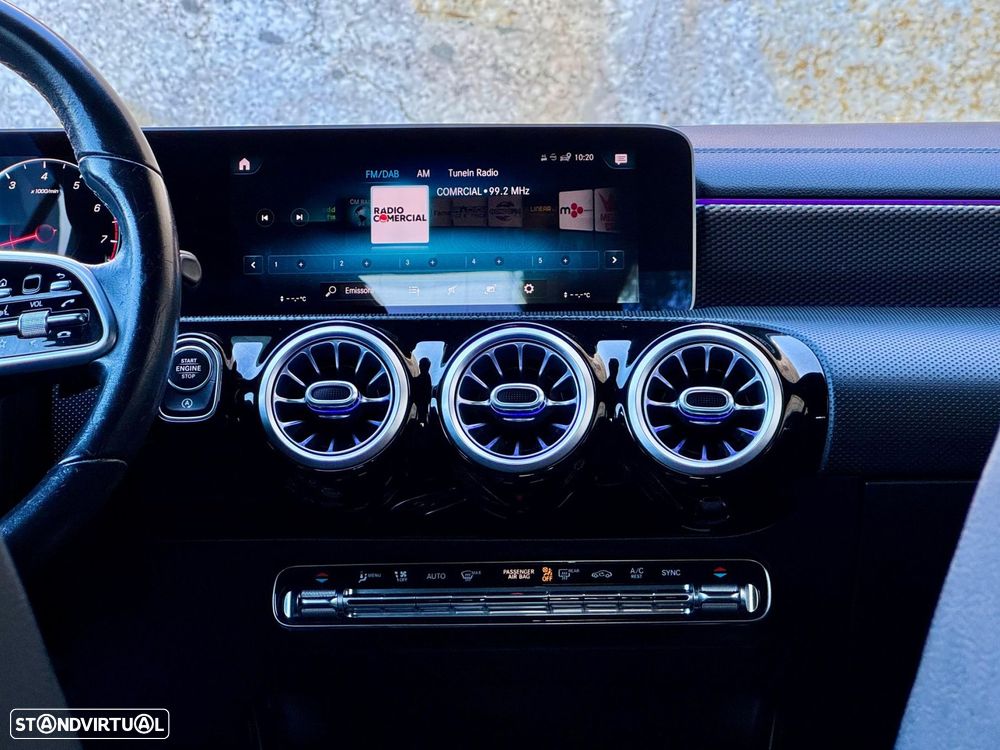 Mercedes-Benz CLA 180 7G-DCT Progressive - 36