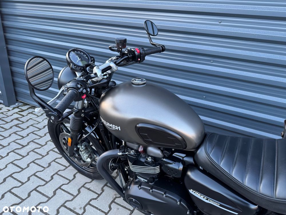 Triumph Street Twin - 8
