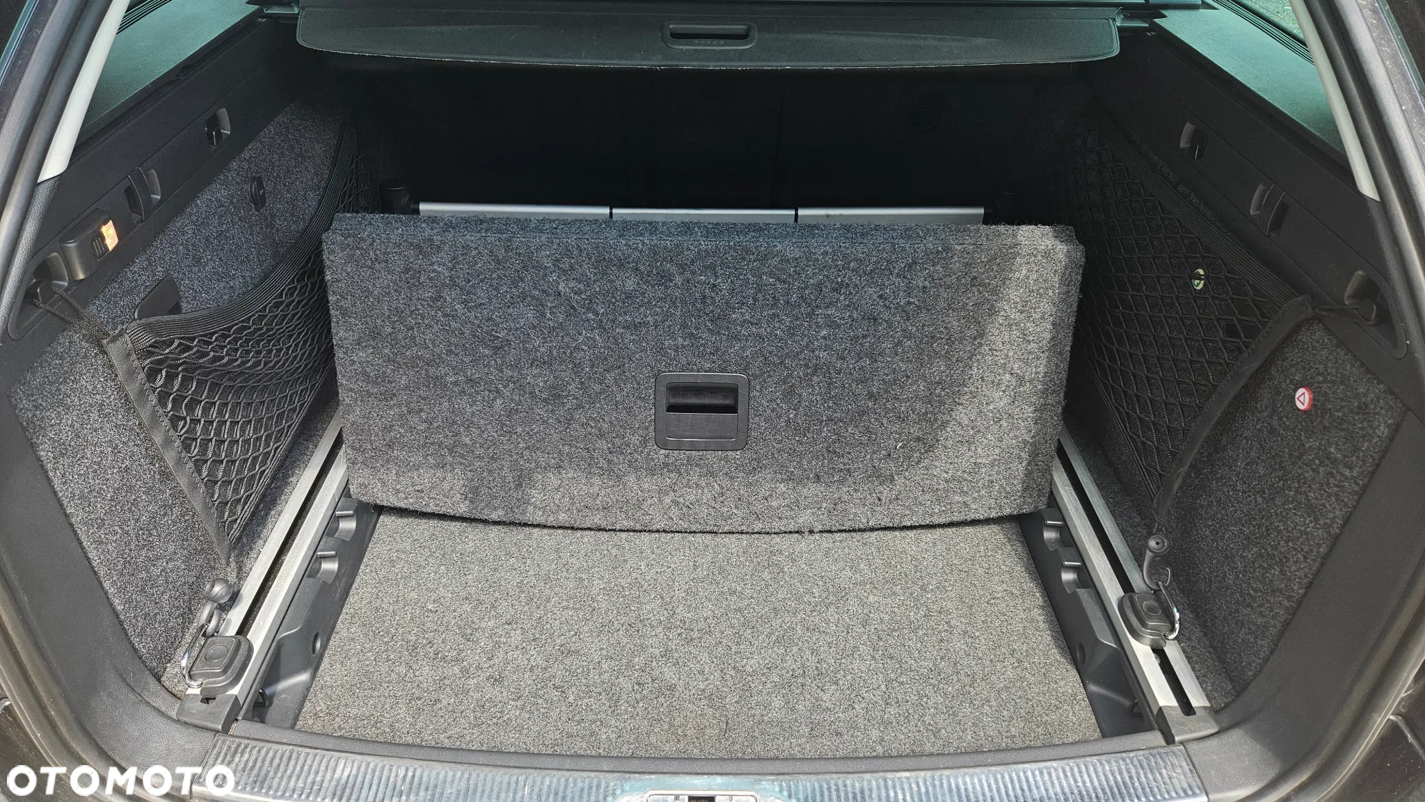 Skoda Superb 2.0 TDI L&K DSG - 24
