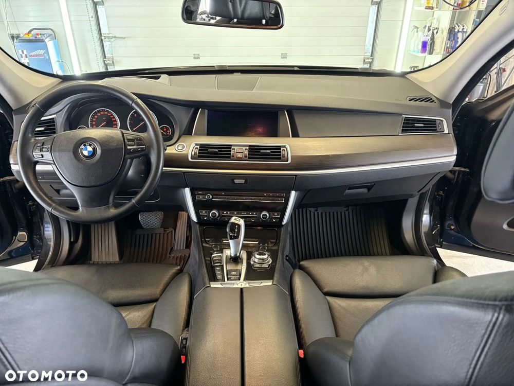 BMW Seria 5 535d Sport-Aut - 11