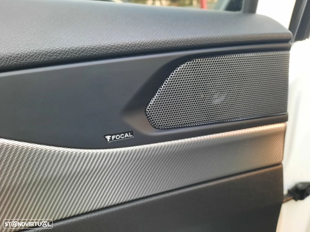 Peugeot 308 1.6 Hybrid GT Pack e-EAT8 - 27