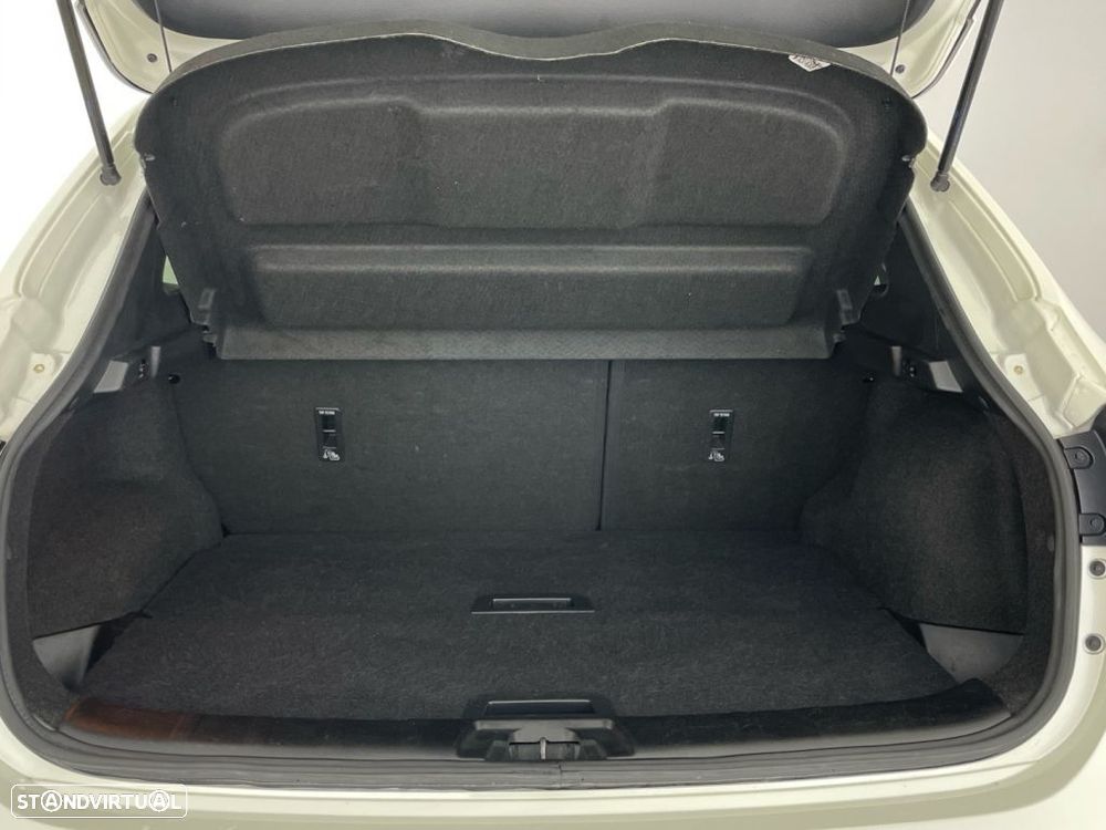 Nissan Qashqai 1.3 DIG-T N-Connecta DCT - 13