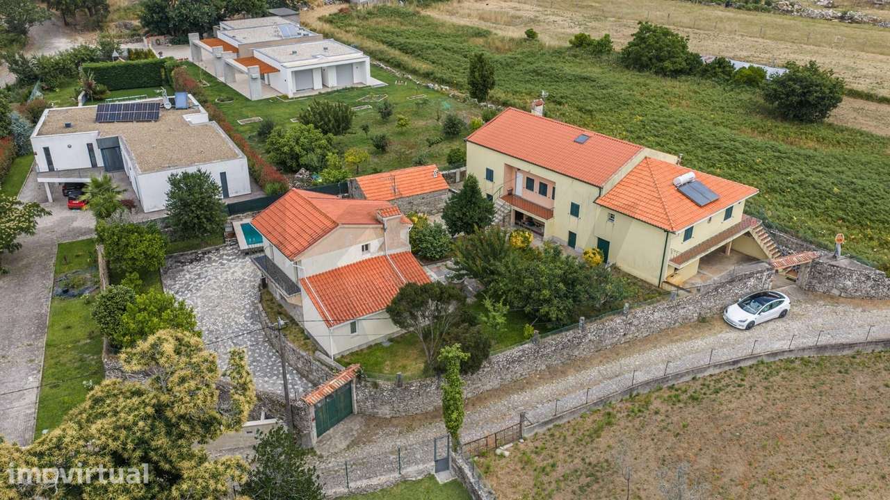 Moradia T4 + T3 Vilar de Mouros - Caminha - Grande imagem: 2/54