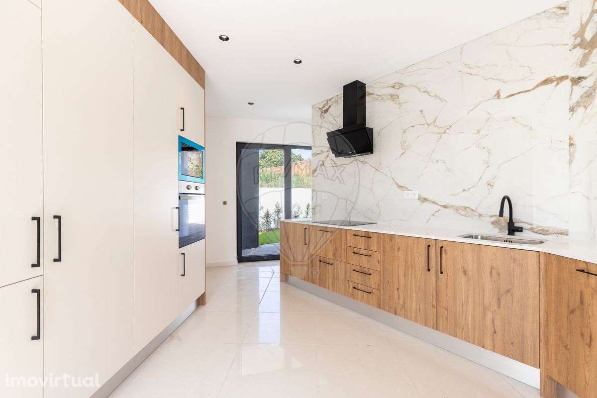 Moradia T3 para venda - Grande imagem: 2/39