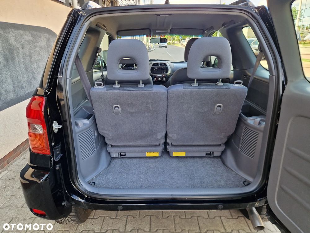 Toyota RAV4 1.8 VVT-i Terra 2WD - 37