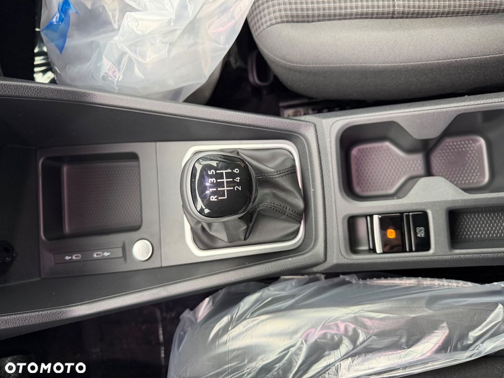 Volkswagen Caddy - 11