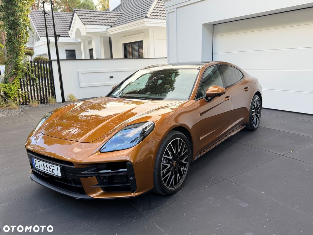 Porsche Panamera 4 E-Hybrid - 4