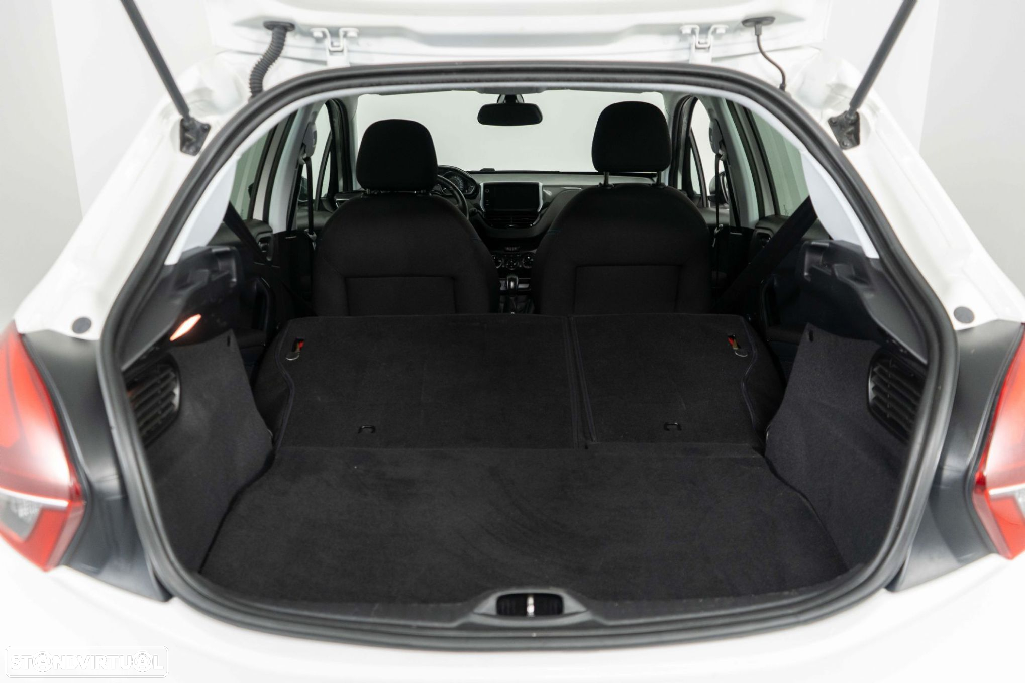 Peugeot 208 1.2 PureTech Style - 14