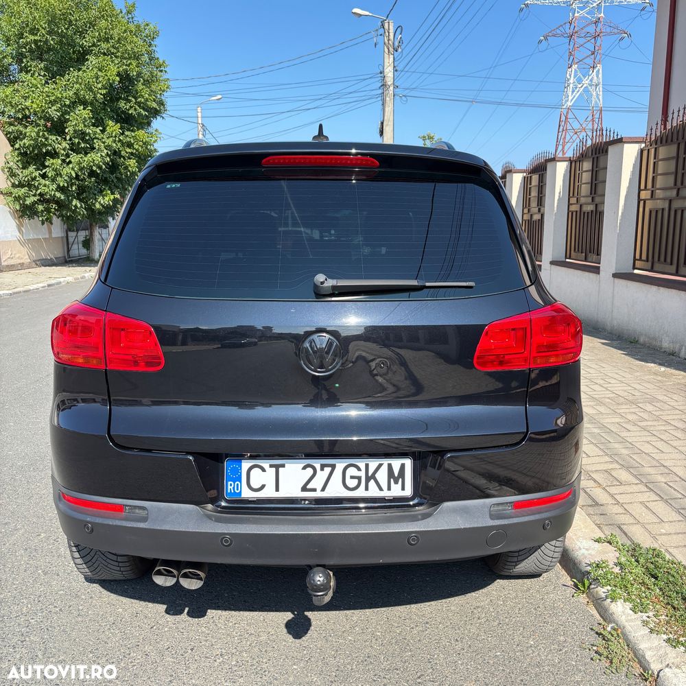 Volkswagen Tiguan 2.0 TDI 4Motion DSG Track & Field - 4