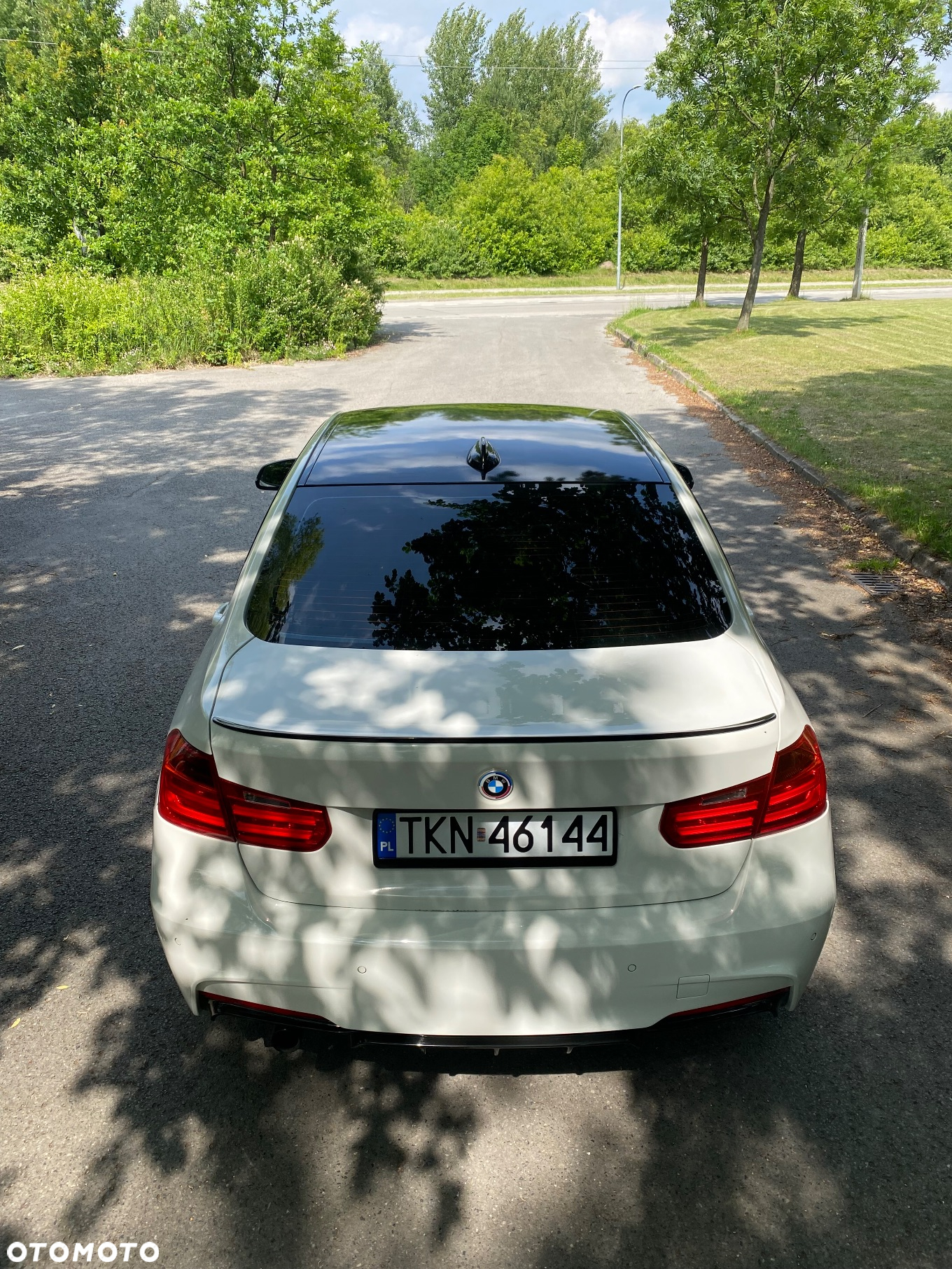 BMW Seria 3 320d Touring Luxury Line - 13