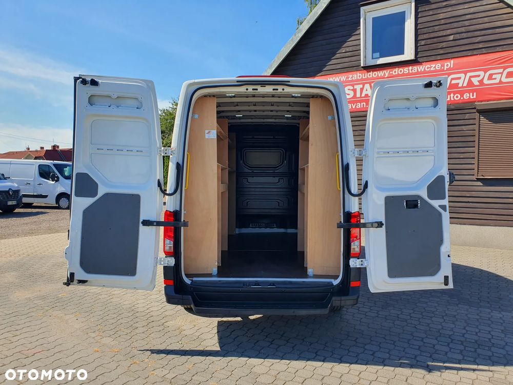 Volkswagen CRAFTER - 8