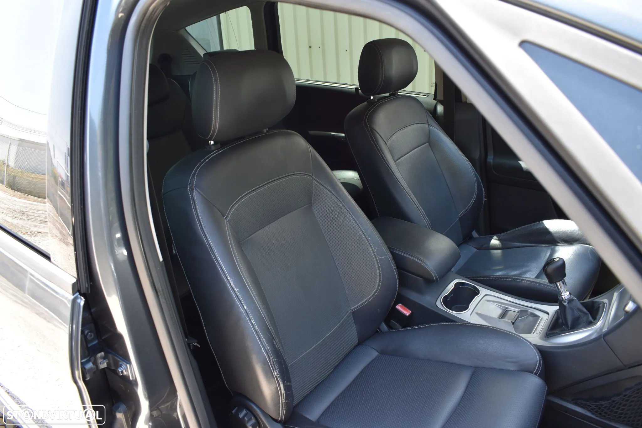 Ford S-Max 2.0 TDCi Titanium 7L - 15