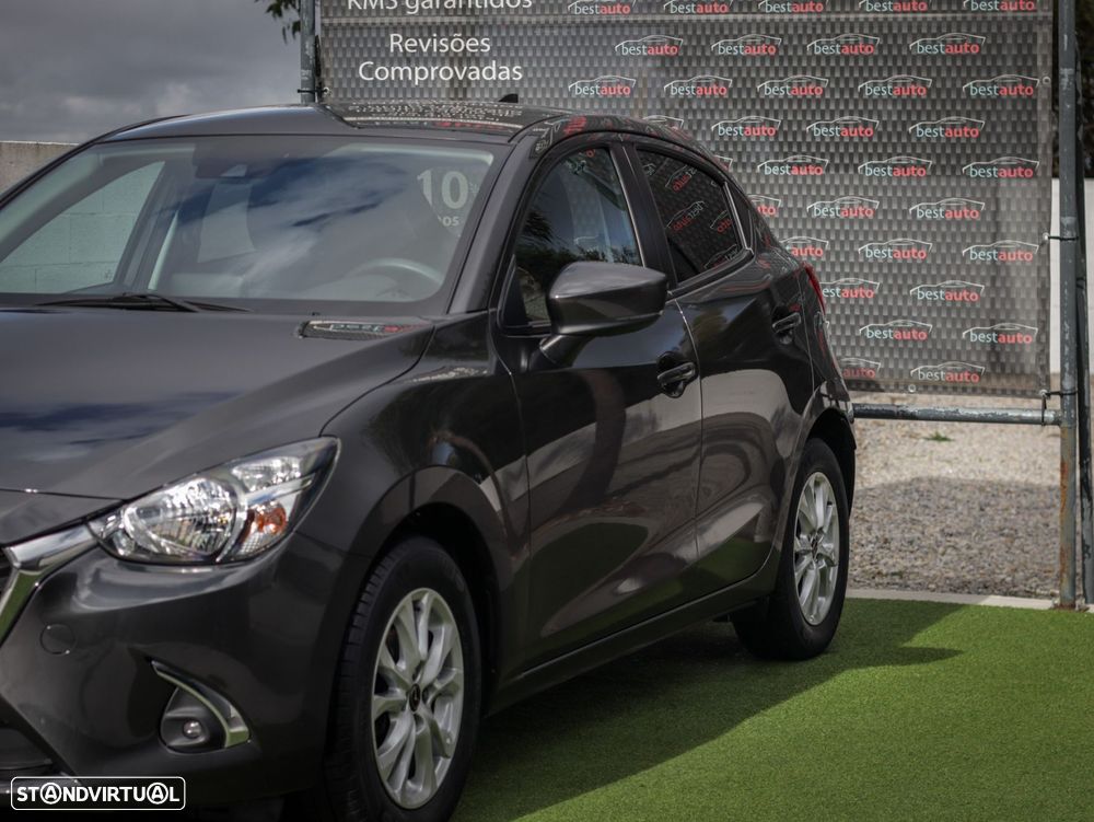 Mazda 2 1.5 Sky.Excellence - 4
