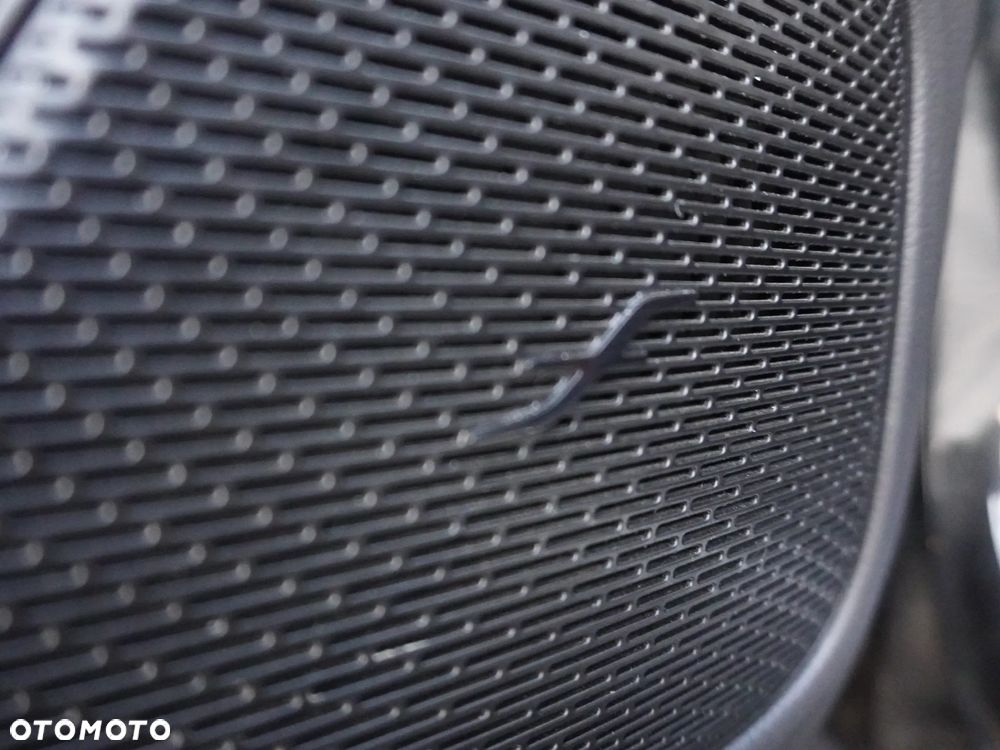 Mercedes-Benz CLA 200 AMG Line 7G-DCT - 33