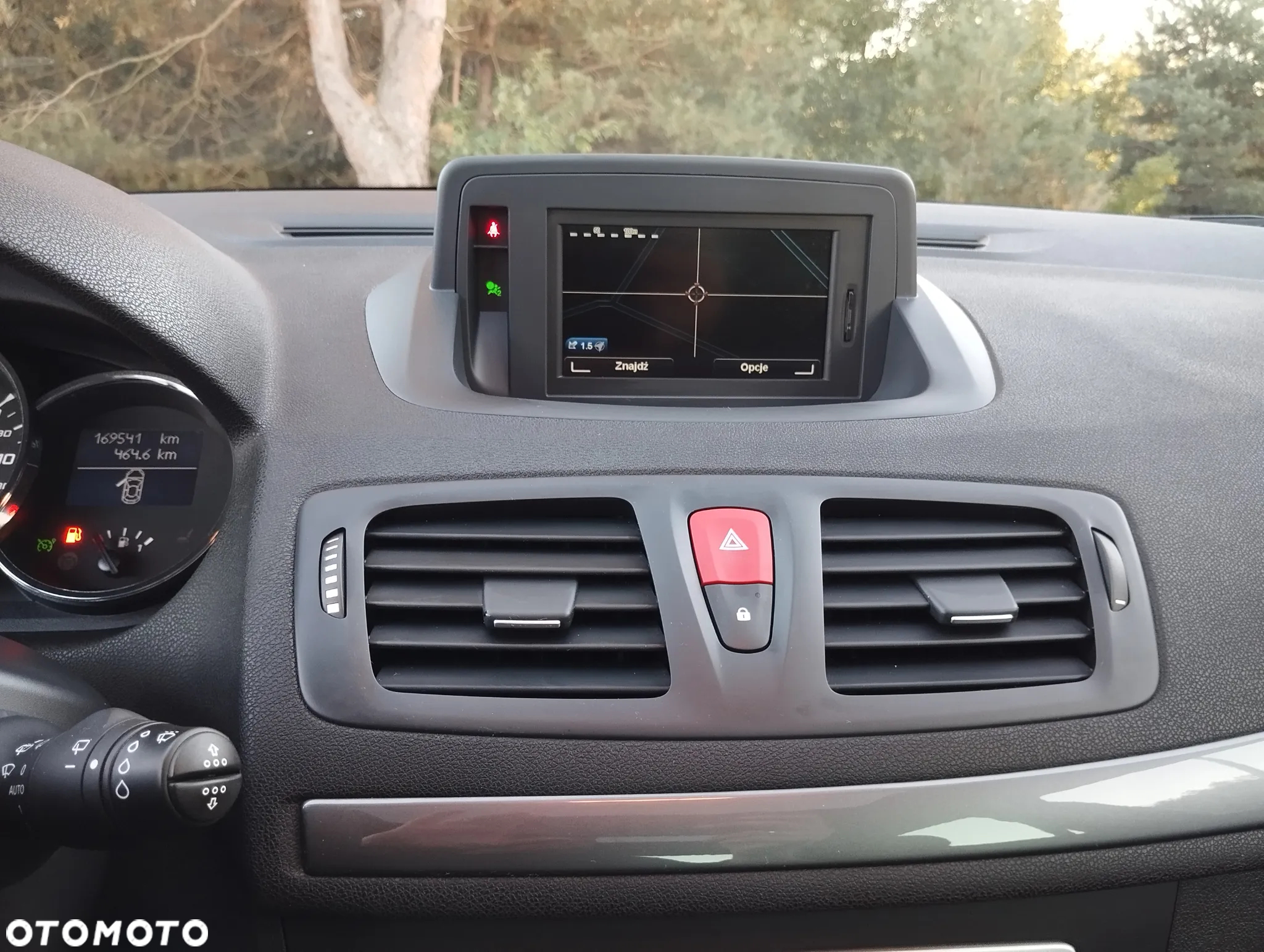 Renault Megane TCe 180 GT - 26