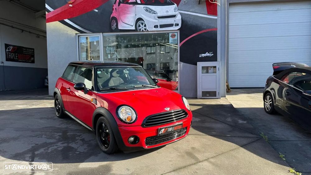 MINI 3 Portas Cooper D - 1