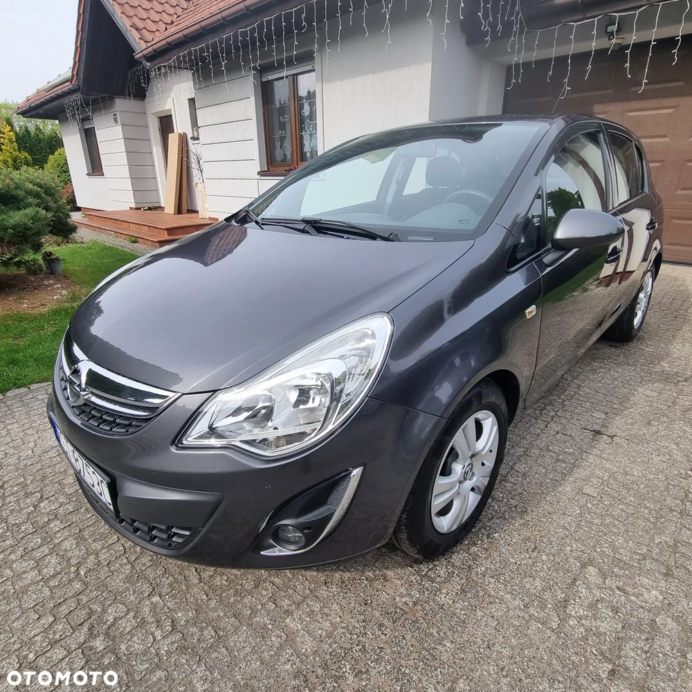 Opel Corsa 1.2 16V Cosmo - 2