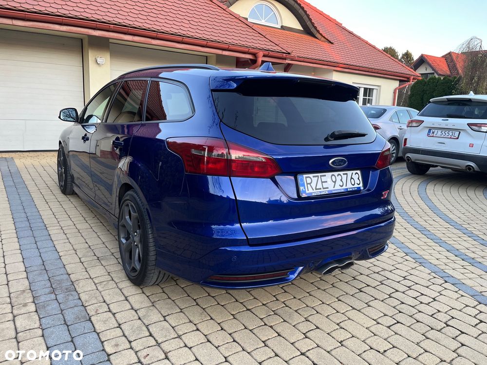 Ford Focus 2.0 TDCi ST - 6