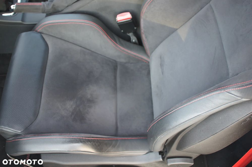 Renault Megane R.S SL Trophy - 13