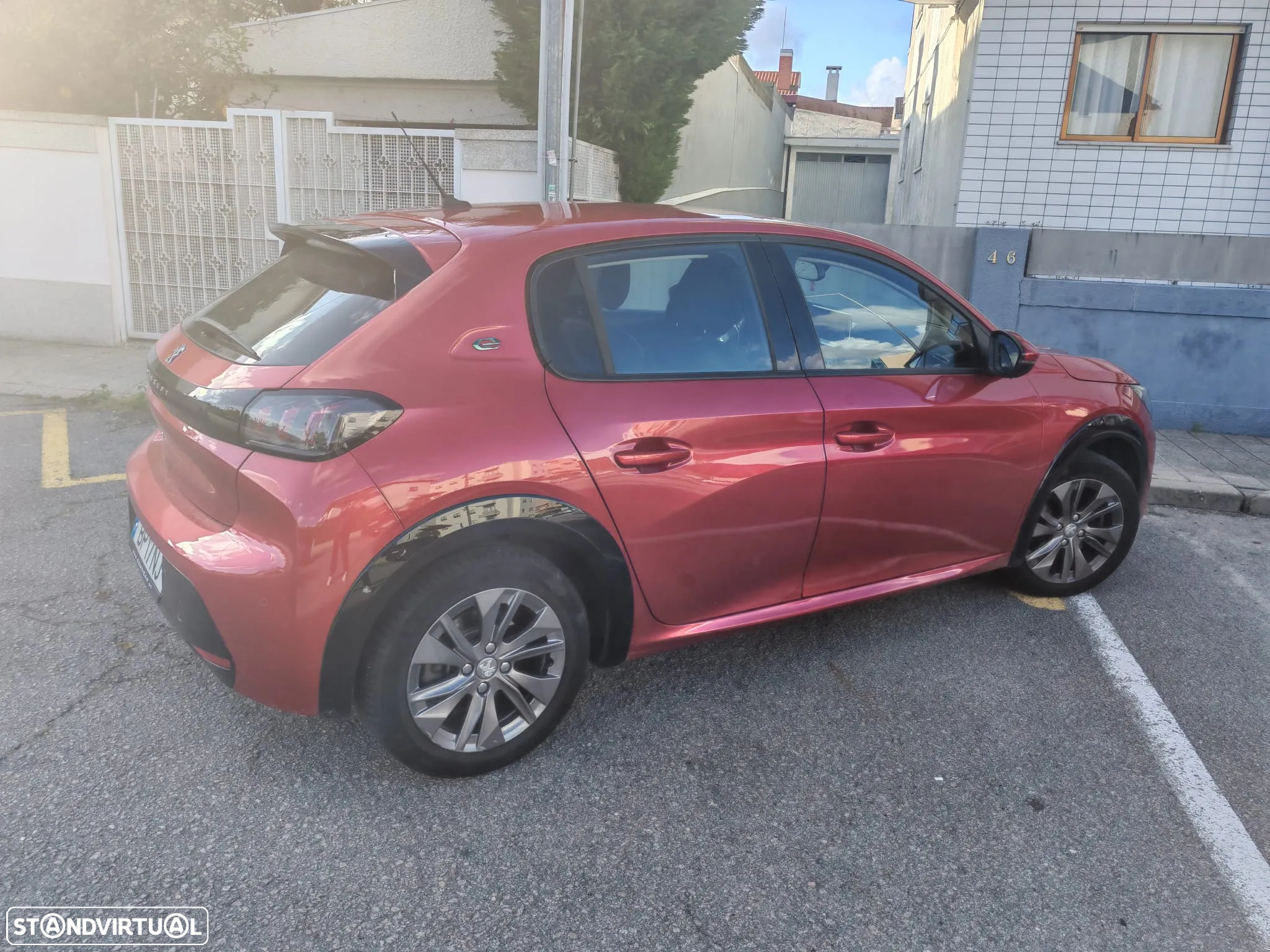Peugeot e-208 50 kWh Allure - 2