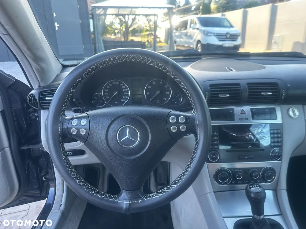 Mercedes-Benz Klasa C 180 Kompressor Sportcoupe - 10