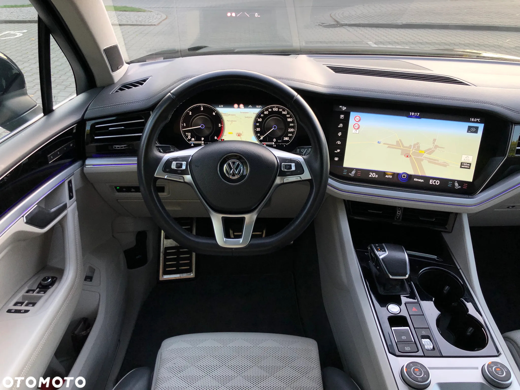 Volkswagen Touareg 4.0 V8 TDI SCR 4Mot R-Line - 13