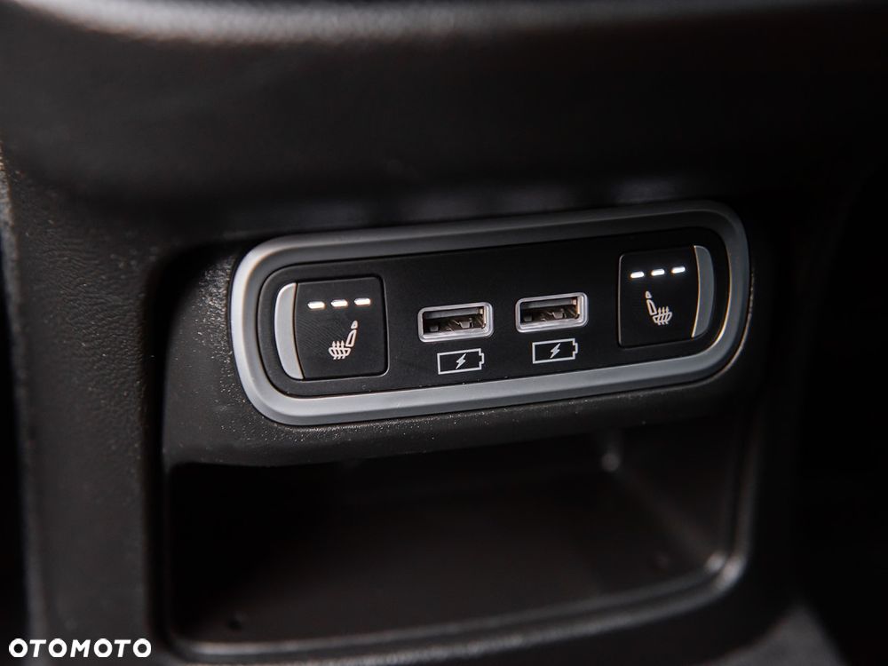 Alfa Romeo Stelvio - 32