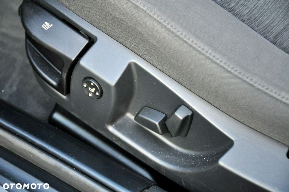 BMW Seria 5 - 24
