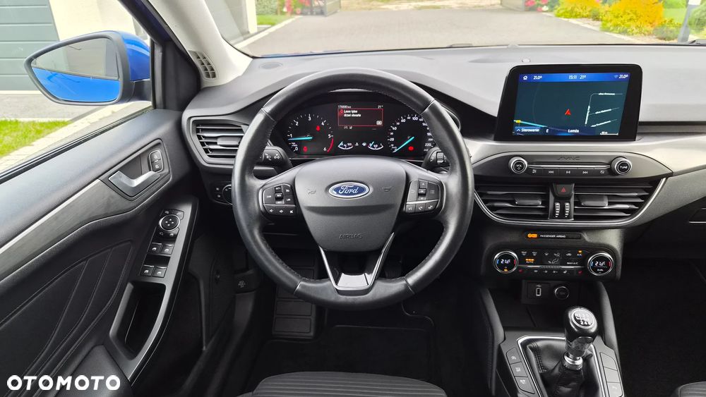 Ford Focus 1.5 EcoBlue Start-Stopp-System TITANIUM STYLE - 9