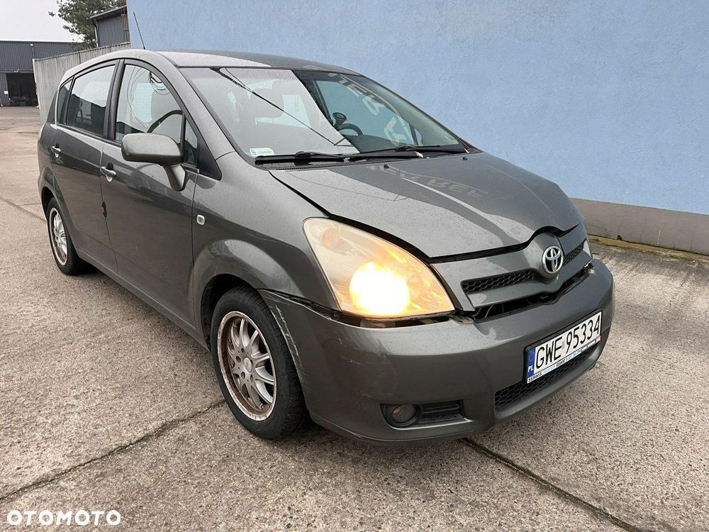 Toyota Corolla Verso - 15