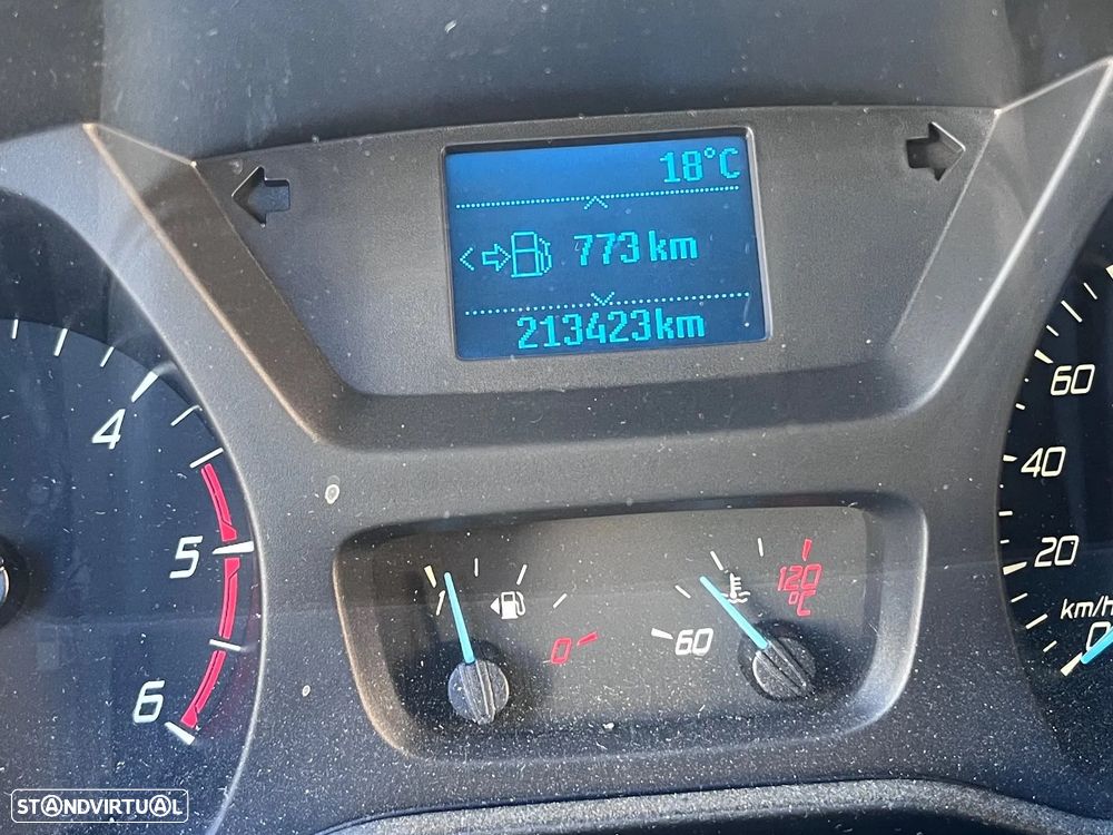 Ford Transit — photo 2